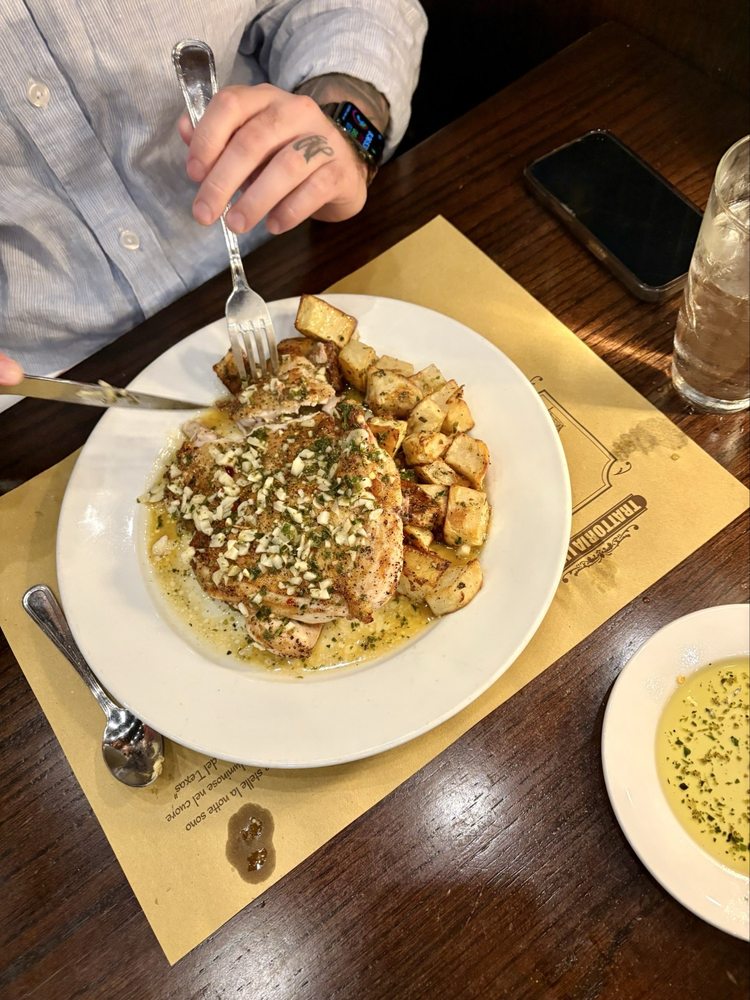 Trattoria Lisina Logo