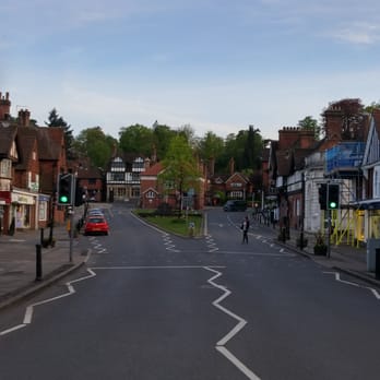 The White Horse - In the center if town - Pubs Near Me - Haslemere, SRY The White Horse - In the center if town - Pubs Near Me - Haslemere, SRY