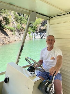 Holiday Harbor - Shasta Lake House Boat Rentals & Marina by null