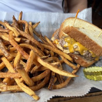 Flatiron Tavern - Burger - Sandwiches Near Me - Columbus, Ohio Flatiron Tavern - Burger - Sandwiches Near Me - Columbus, Ohio