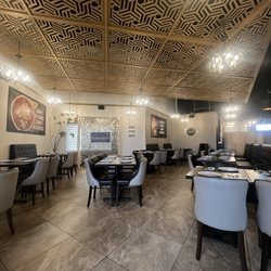 Nawazish Restaurant - Dining area
