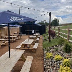 Golden Light Beer & Wine Garden