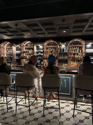 Bourbon House by null