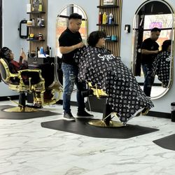 Class'e Hair Design