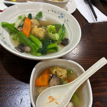 Lau Kee Restaurant - Great wontons and crisp vegetables make this soup so good! - Barbeque Near Me - Philadelphia, Pennsylvania