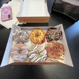 Donuts Donuts