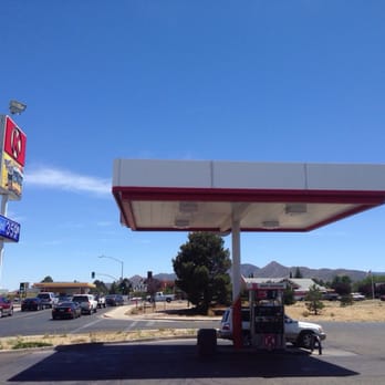 Circle K - a gas station with a truck parked in front of it - Convenience Stores Near Me - Prescott Valley, Arizona Circle K - a gas station with a truck parked in front of it - Convenience Stores Near Me - Prescott Valley, Arizona