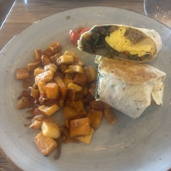 Tides Coastal Kitchen - Breakfast Burrito - Cocktail Bars Near Me - Virginia Beach, Virginia Tides Coastal Kitchen - Breakfast Burrito - Cocktail Bars Near Me - Virginia Beach, Virginia