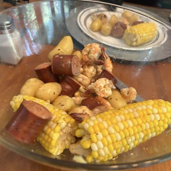 Dubberly's Seafood - Low country boil. - Seafood Markets Near Me - Savannah, Georgia Dubberly's Seafood - Low country boil. - Seafood Markets Near Me - Savannah, Georgia