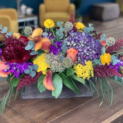 Hutto Flower Market & Boutique  - Table Centerpiece