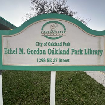 Greenleaf Park - Parks Near Me - Oakland Park, Florida