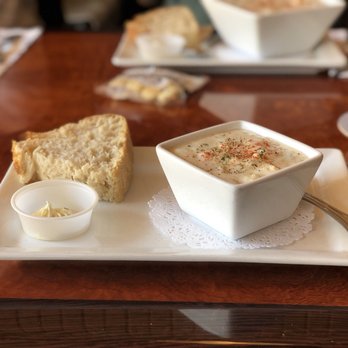 Bridgewater Fish House and Zebra Bar - Seafood Near Me - Florence, Oregon