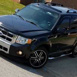 Sam McClaren's Ford Escape after Ceramic Coating at Island Detailing, 41A ByPass.