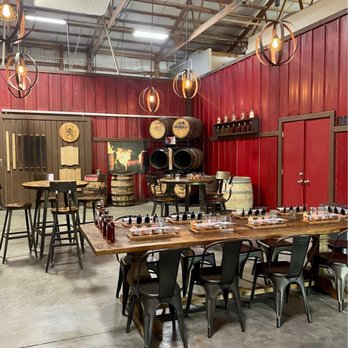 Kentucky Artisan Distillery - Distilleries Near Me - Crestwood, Kentucky