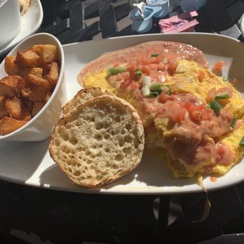 Another Broken Egg Cafe - Great place to wat some breakfast! - Breakfast & Brunch Near Me - New Orleans, Louisiana