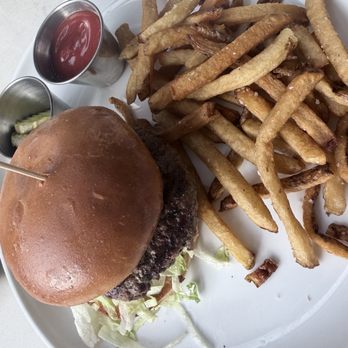 The League Kitchen & Tavern - Burger - Bars Near Me - Bee Cave, Texas The League Kitchen & Tavern - Burger - Bars Near Me - Bee Cave, Texas