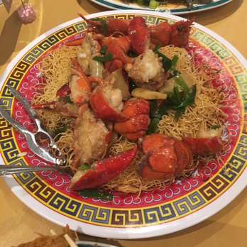 Vinh Hoa - Lobster on fried noodles - Chinese Near Me - Houston, Texas