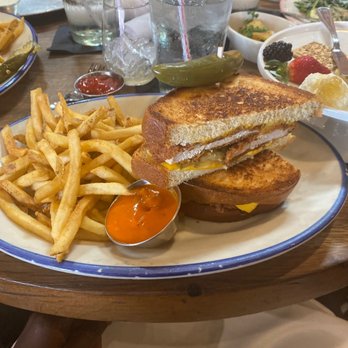 The Rustic - New American Near Me - Dallas, Texas
