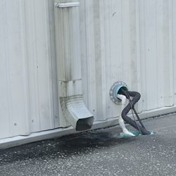 United Gymnastics Academy - Oviedo - Exposed pipes, tripping hazard
