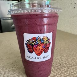 Vida Juice Bar - 11.27.24 Luna - Strawberries, Banana, Blueberries, Cold Press Apple Juice