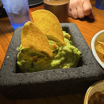 Villa Azteca - Guacamole - Mexican Near Me - Salinas, California Villa Azteca - Guacamole - Mexican Near Me - Salinas, California