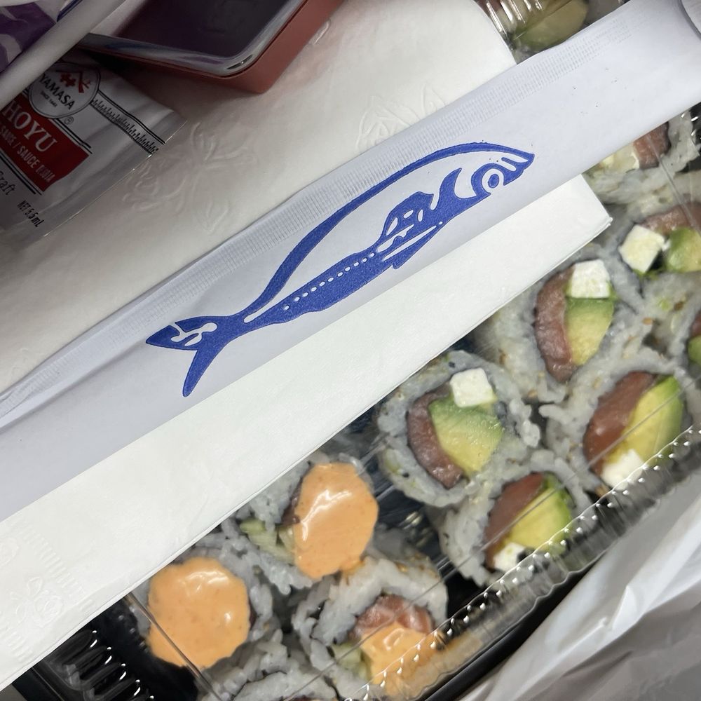 Kusshi - spicy tuna - Sushi Bars Near Me - Vienna, Virginia Kusshi - spicy tuna - Sushi Bars Near Me - Vienna, Virginia