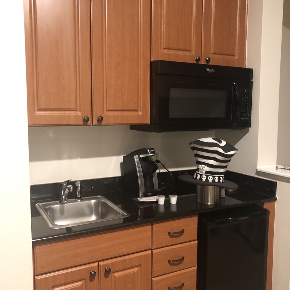 The Point Hotel & Suites - Kichenette - Hotels Near Me - Orlando, Florida