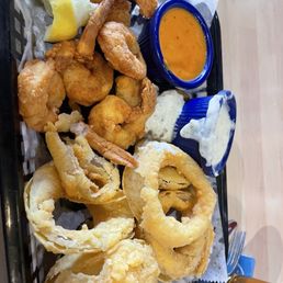 Shrimp Basket with homemade Onion Rings