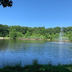 Northern Virginia Community College - Beautiful fountain and outdoor area behind the Seefeldt Building