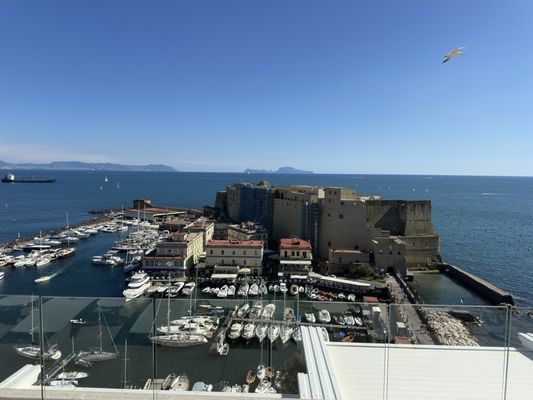 Grand Hotel Vesuvio by null