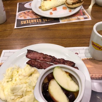 Denny's - Healthy breakfast time - American Near Me - Orlando, Florida