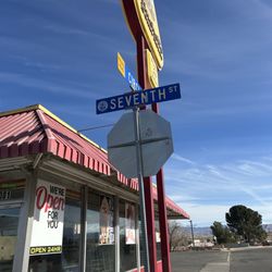 Winchell's Donut House