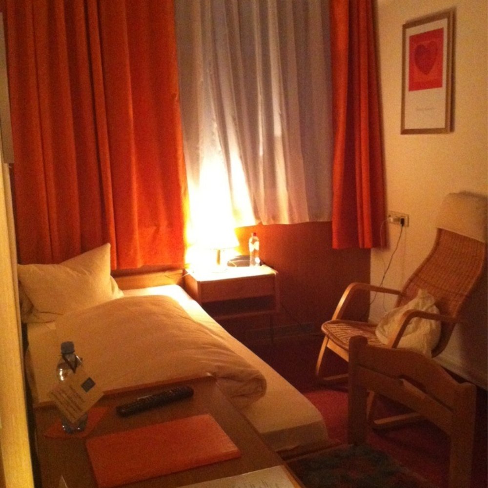Hotel  Cafè Köppel - Komfort Einzel - Hotels Near Me - Bingen, RP