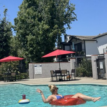 Gladstone Ridge Apartments - Apartments Near Me - Glendora, California Gladstone Ridge Apartments - Apartments Near Me - Glendora, California