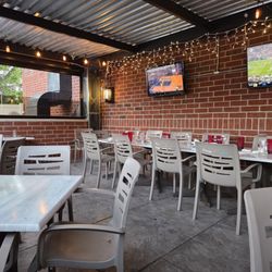Anyway's Pub - Bloomingdale