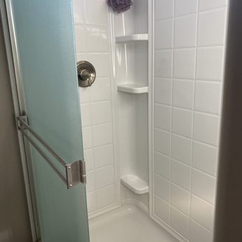Casa Decor Tile & Stone - Shower before - Flooring Near Me Casa Decor Tile & Stone - Shower before - Flooring Near Me