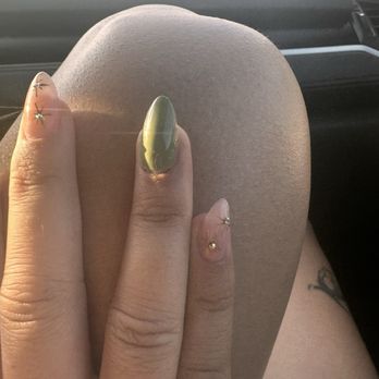 Top Nails - Crooked nails - Nail Salons Near Me - Las Vegas, Nevada