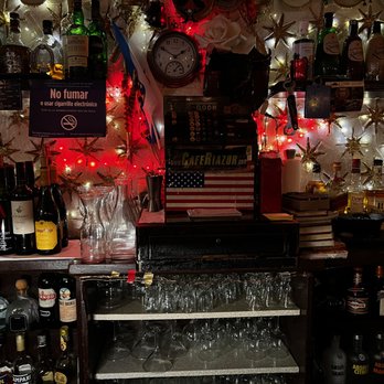 Cafe Riazor - Bar close up - Spanish Near Me - New York, New York Cafe Riazor - Bar close up - Spanish Near Me - New York, New York