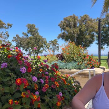 Feast and Fareway - American Near Me - Coronado, California
