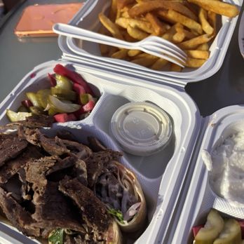 Rotana Elsham Shawarma - Beef Shawarma - Food Trucks Near Me - Santa Ana, California Rotana Elsham Shawarma - Beef Shawarma - Food Trucks Near Me - Santa Ana, California