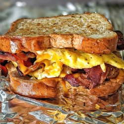 French Toast Cobbler Cafe - Bacon & Egg Toast Sandwich
Choose Toast or French Toast