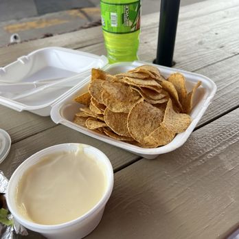 Sissy's Tacos - Chips and Queso - Food Trucks Near Me - Mount Washington, Kentucky Sissy's Tacos - Chips and Queso - Food Trucks Near Me - Mount Washington, Kentucky