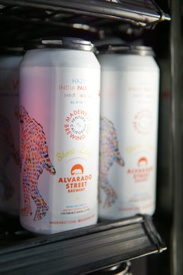 West view bottle apostle by null