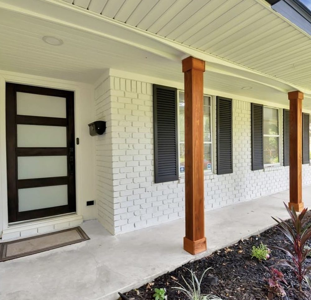 Slide of Lux Estate Group