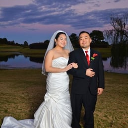 Photo courtesy of Leslie Marie Photography (http://www.lesliemariephotography.com/Leslie_Marie_Photography/Home_Page.html) Photo courtesy of Leslie Marie Photography (http://www.lesliemariephotography.com/Leslie_Marie_Photography/Home_Page.html)