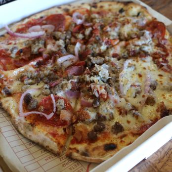 MOD Pizza - Mad dog with extra toppings: bacon, asiago, onions, oregano, salt & pepper. SOOOOO GOOD!!! - Pizza Near Me - Fayetteville, North Carolina MOD Pizza - Mad dog with extra toppings: bacon, asiago, onions, oregano, salt & pepper. SOOOOO GOOD!!! - Pizza Near Me - Fayetteville, North Carolina