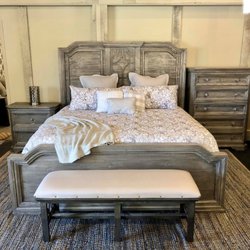 Mecklenburg Home Furniture and Mattress - Southgate King Bed Set