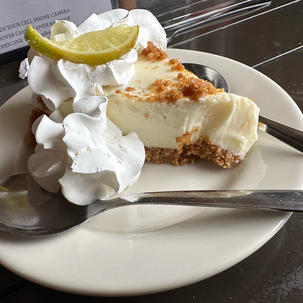 BLUEGILL Restaurant - Key lime pie - Seafood Near Me - Spanish Fort, Alabama BLUEGILL Restaurant - Key lime pie - Seafood Near Me - Spanish Fort, Alabama