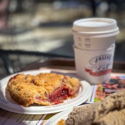 Cranberry apple pie