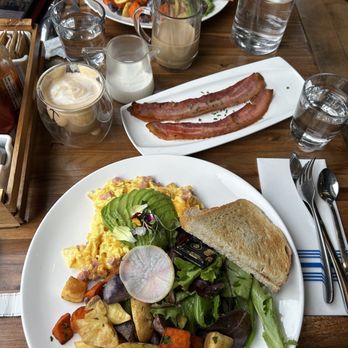 Lapisara Eatery - Brunch - Breakfast & Brunch Near Me - San Francisco, California Lapisara Eatery - Brunch - Breakfast & Brunch Near Me - San Francisco, California